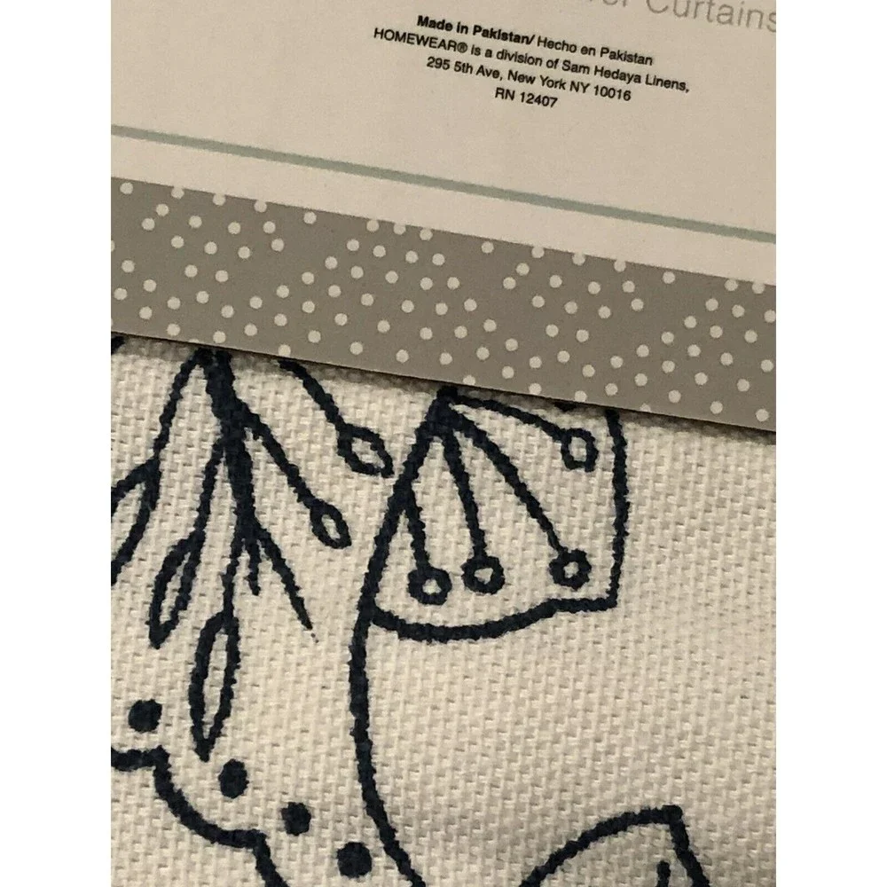 HAVEN BY HOMEWEAR SHOWER CURTAIN White/Navy FLORAL Medallion 100% COTTON New